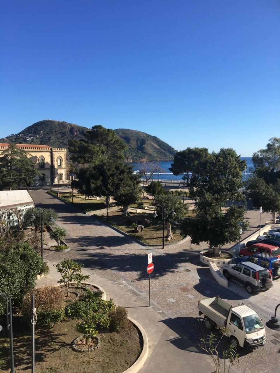 B&B Il Castello Lipari  Exterior photo